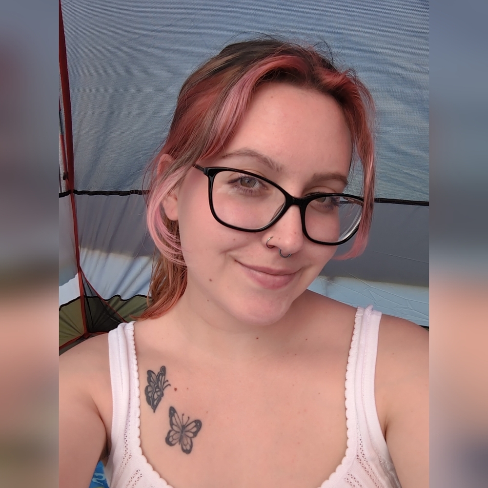 Meet your Posher, Sabrina